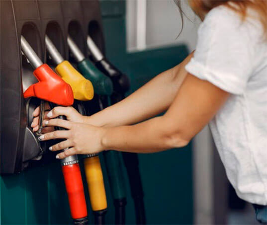Preço médio do etanol interrompe tendência de alta em junho, mas fecha o semestre até 14,5% mais caro; gasolina também teve aumento de até 4,8% no período, mostra levantamento do Sem Parar
